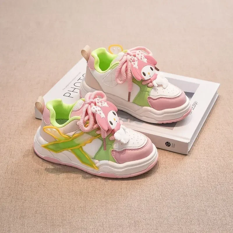 My Melody-Zapatos Deportivos Kawaii para niños, zapatillas con colgante de dibujos animados, Ins Cinnamoroll Sanrio, regalos de moda