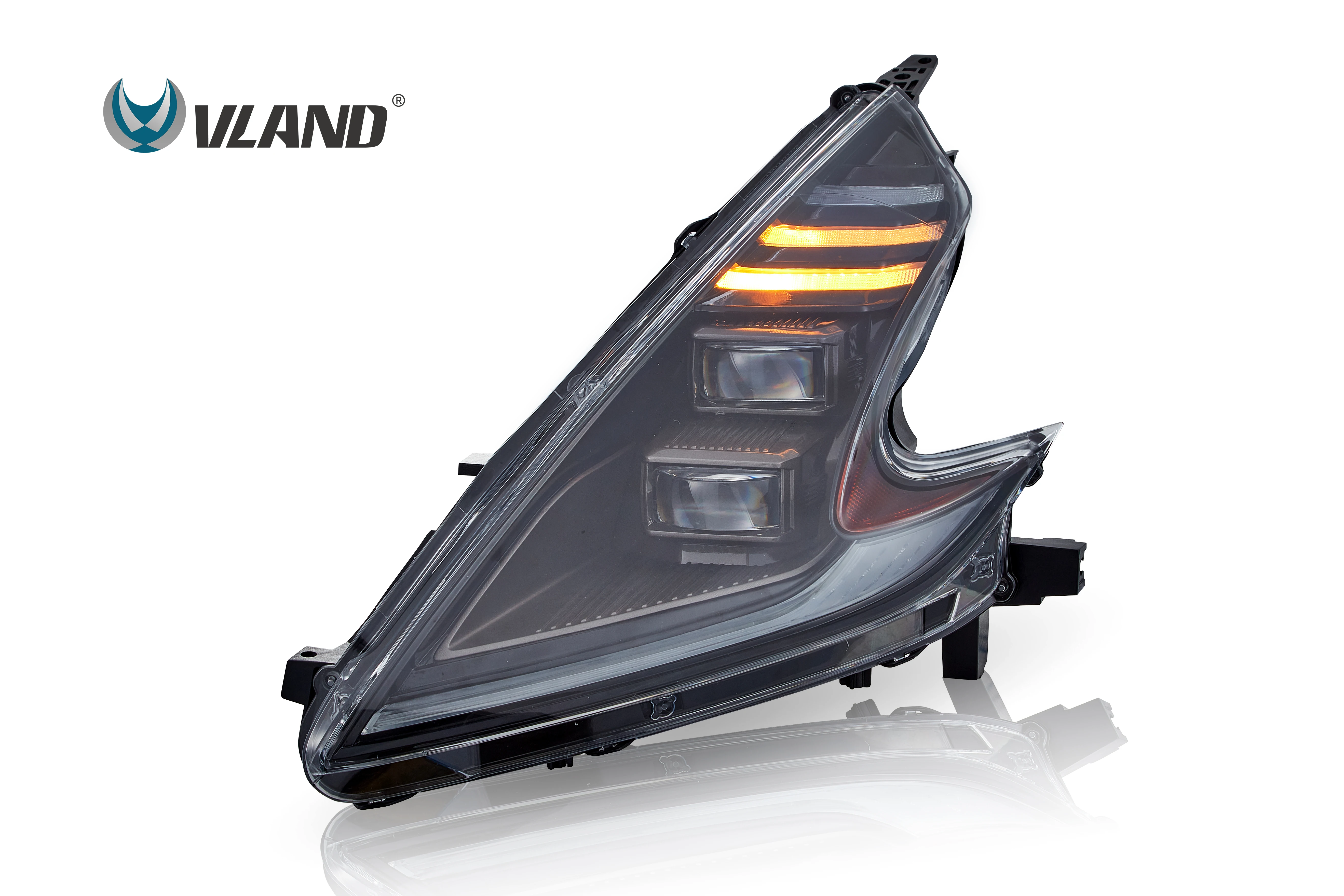 Luminous LED Headlamp for Nissan 370Z 08-19, Sequential Dynamic Streamer Turn Signal Design, Built-in CAN-Bus Anti-flicker Chip