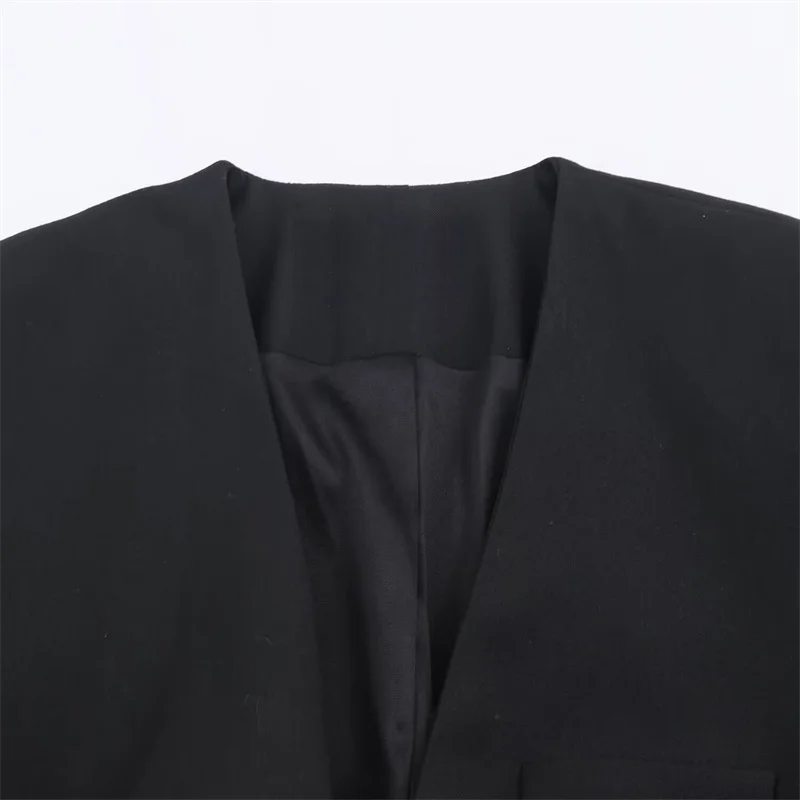 اتجاه أزياء خريف 2025: بذلة مزدوجة الصدر قصيرة الطول مثيرة وشعبية على الطراز الغربي #5