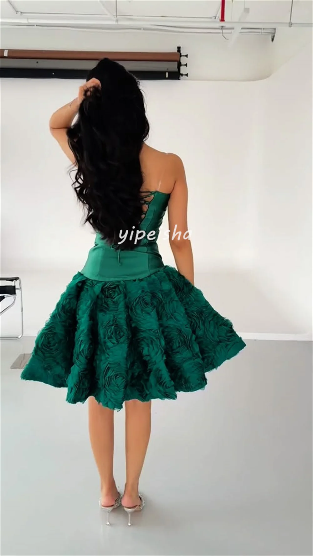 Customized Modern Style High Quality Handmade Flower Pleat A-line Strapless Knee Length Dresses Bespoke Occasion Dresses Retro