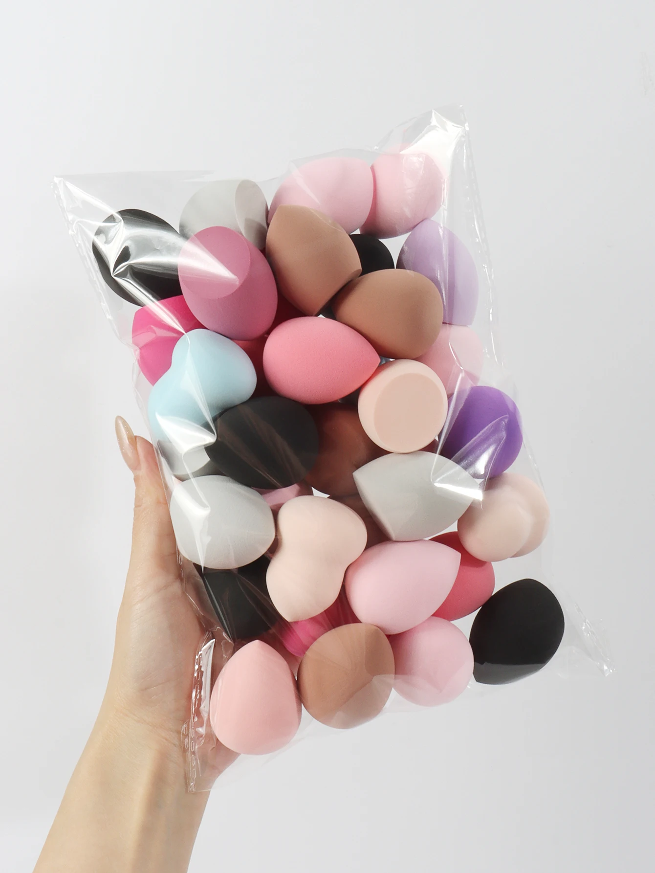 Medium Size Beauty Sponge 6/12/24/36/60 Pieces, Random Color and Shape, Foundation Mixing Beauty Sponge, Liquid, Cream and Powde