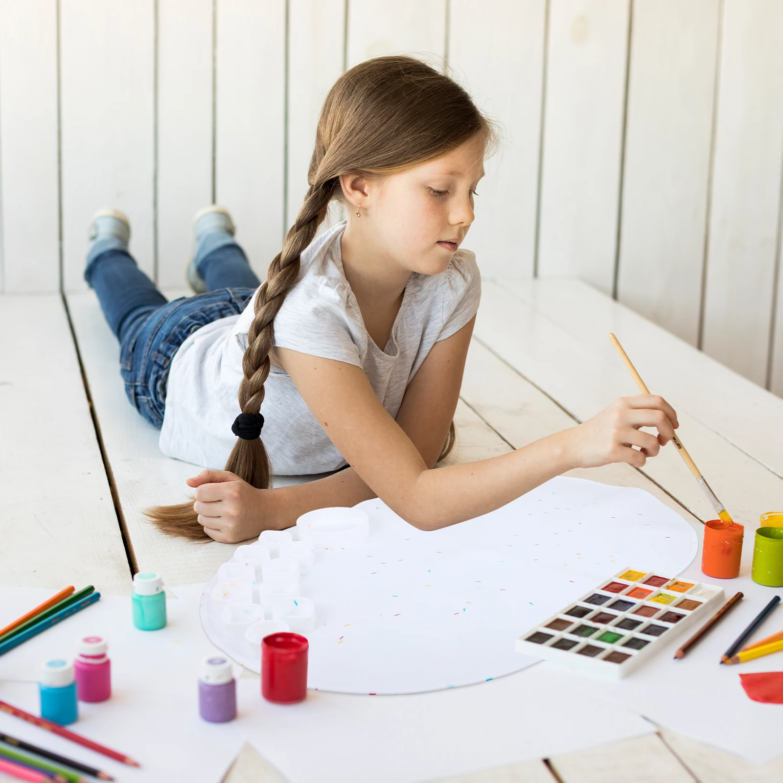 

Mats Silicone Drawing Board along with Painting White Palette Tray