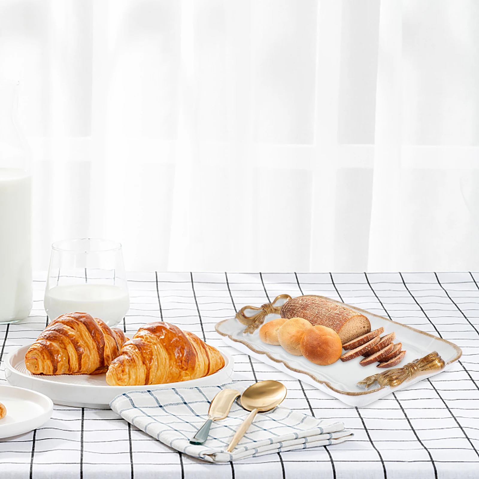 

Fruit Plate Resin Vintage Serving Tray For Home Coffee Table Party Picnic Jewelry Display Dessert Sushi Platter Decorative