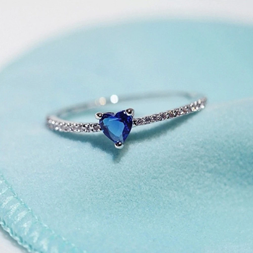 New Simple Ladies Light Luxury Fashion Niche Trend Ring Jewelry Personalized Street Party Pop Gift Jewelry DecorationAccessories