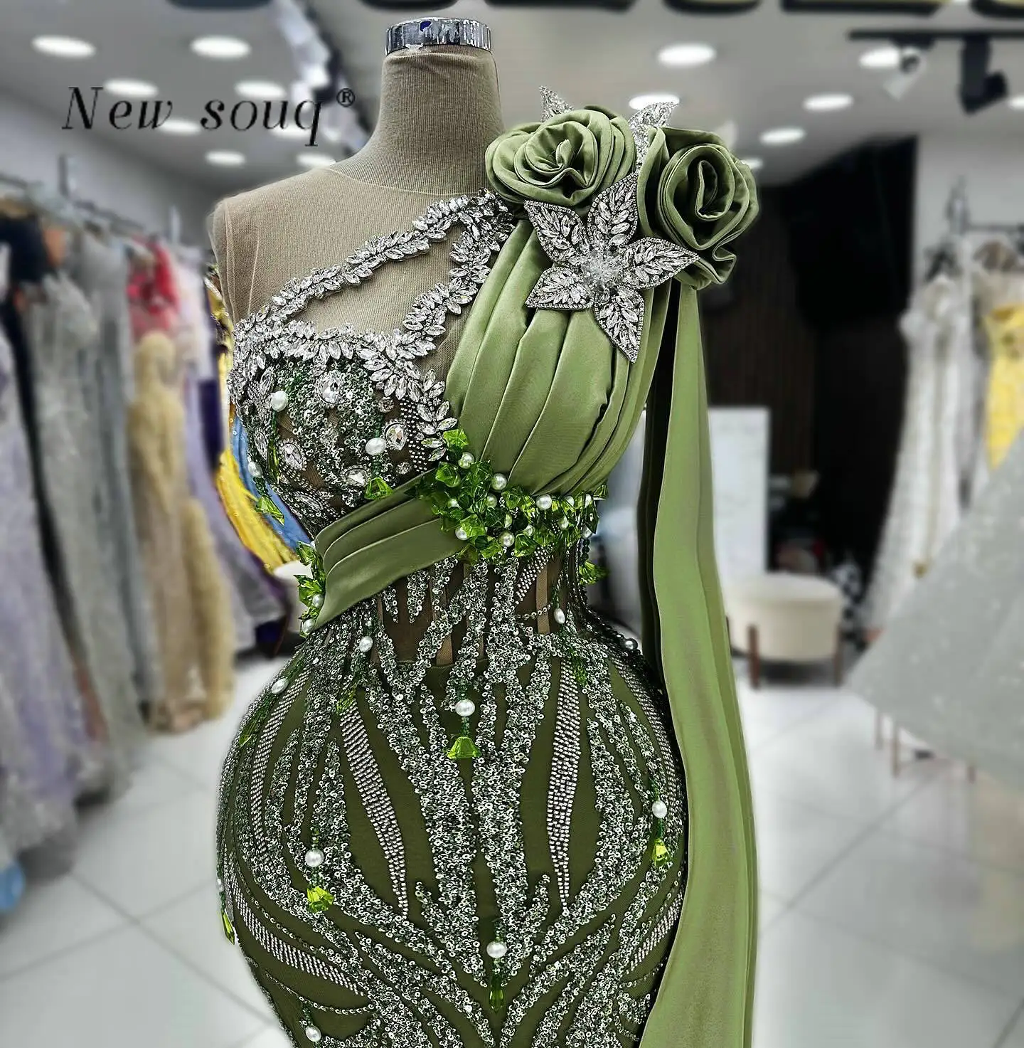 Dubai Arabic Olive Green One Long Shoulder Cape Evening Dresses Crystals Glitter Sequins Mermaid Wedding Dinner Events Gowns