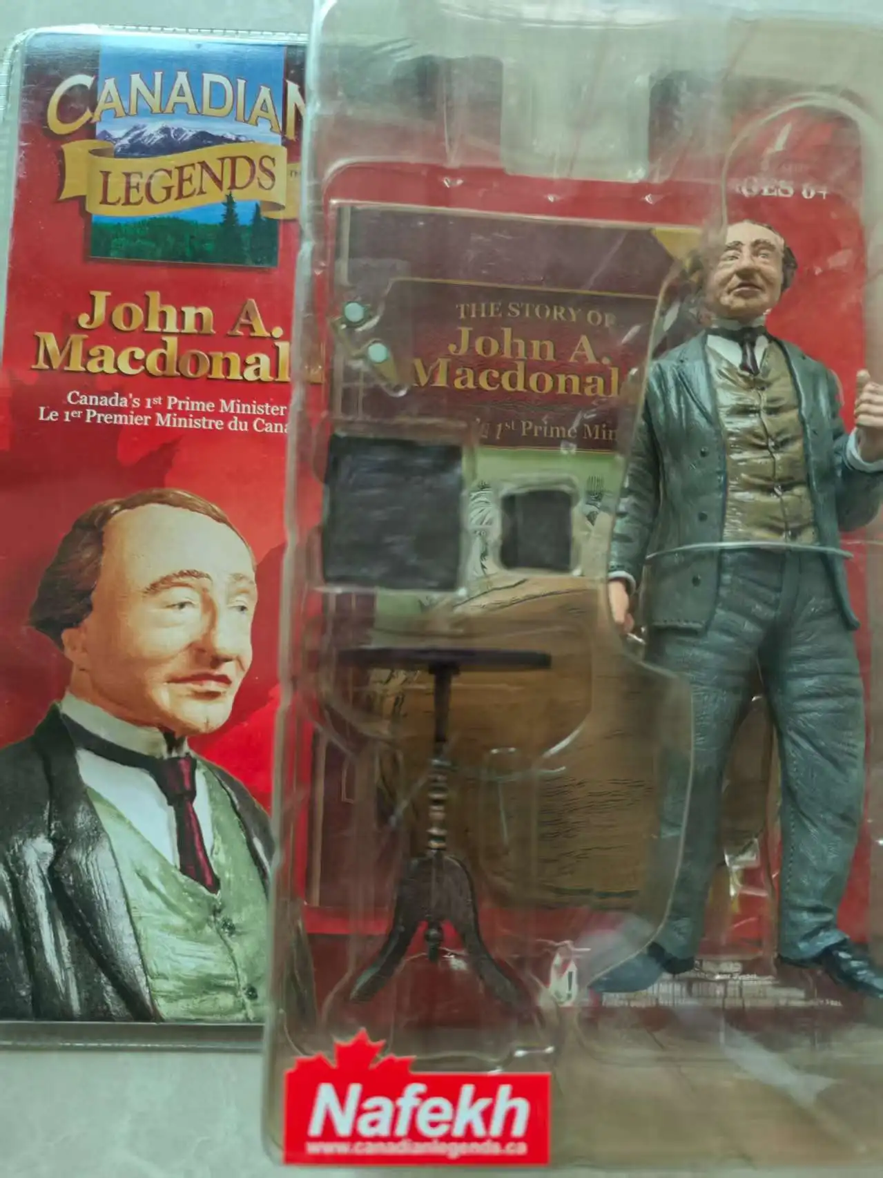 الأساطير الكندية جون أ. ماكدونالد النفخ أول رئيس كندا بوصة شخصيات الحركة دمى حقيقية