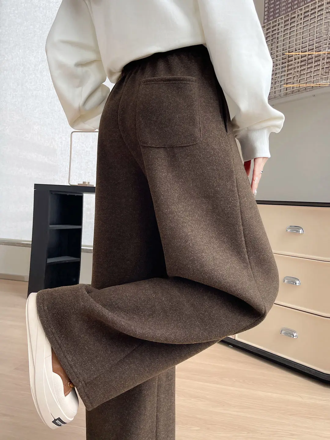 

Утепленные флисовые спортивные брюки с широкими штанинами для женщин, осенне-зимние, с высокой талией, свободного кроя, прямые, повседневные, модель «Нож»