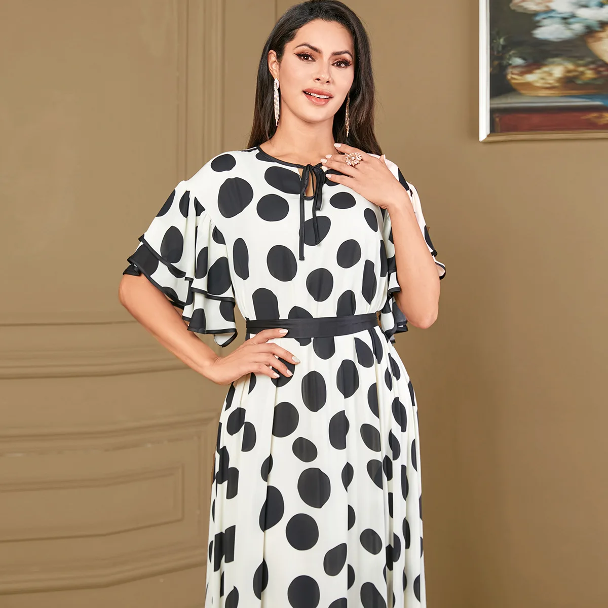 Moda Eid Jalabiya Ruffles Polka Dot Abaya Abito da sera per le donne Abaya Abito lungo da sera Musulmane Femme Arabo Vestido