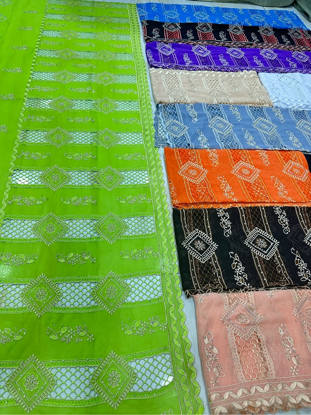 Bufanda de lujo suave para mujer africana, pañuelo de encaje químico bordado, de alta calidad, 100% algodón, estilo islámico de Dubái, multicolor