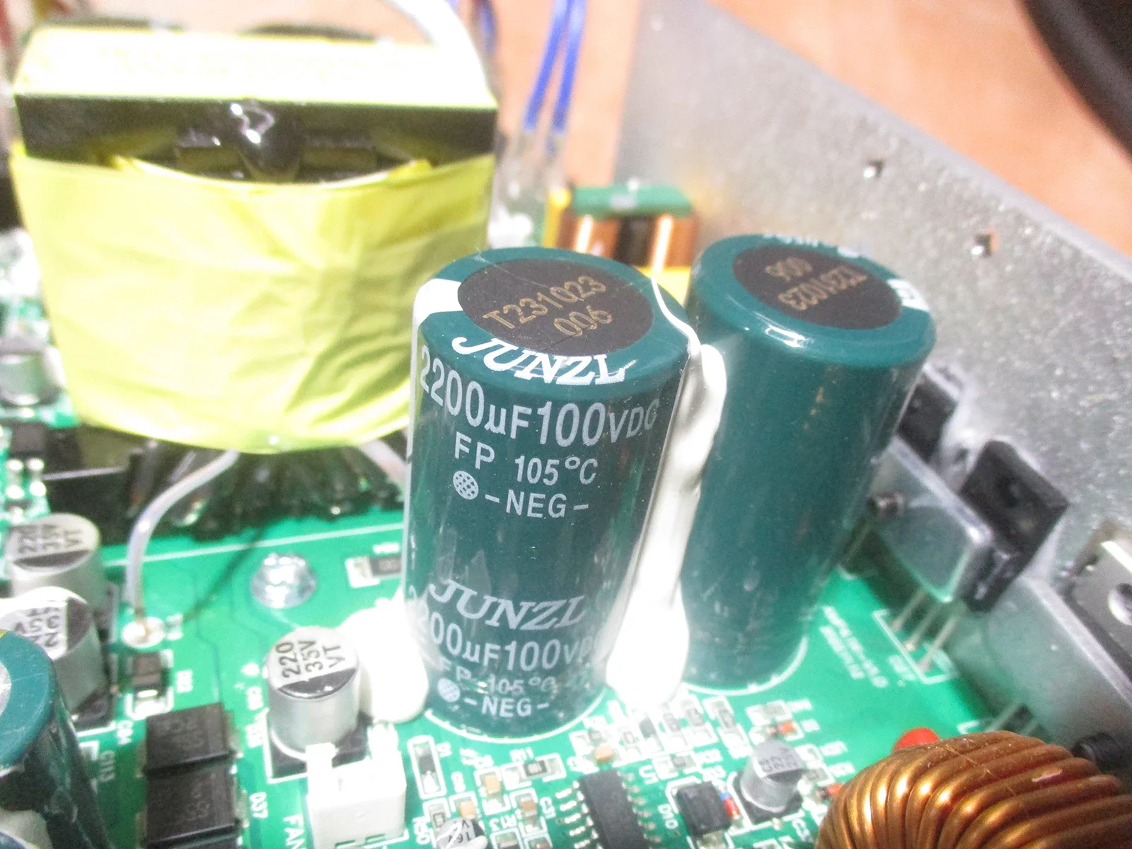 

DC-LA-2400W DSP Monoblock Mixer Class D BT TWS Power Amplifier Module Audio Board Professional RMS 600W