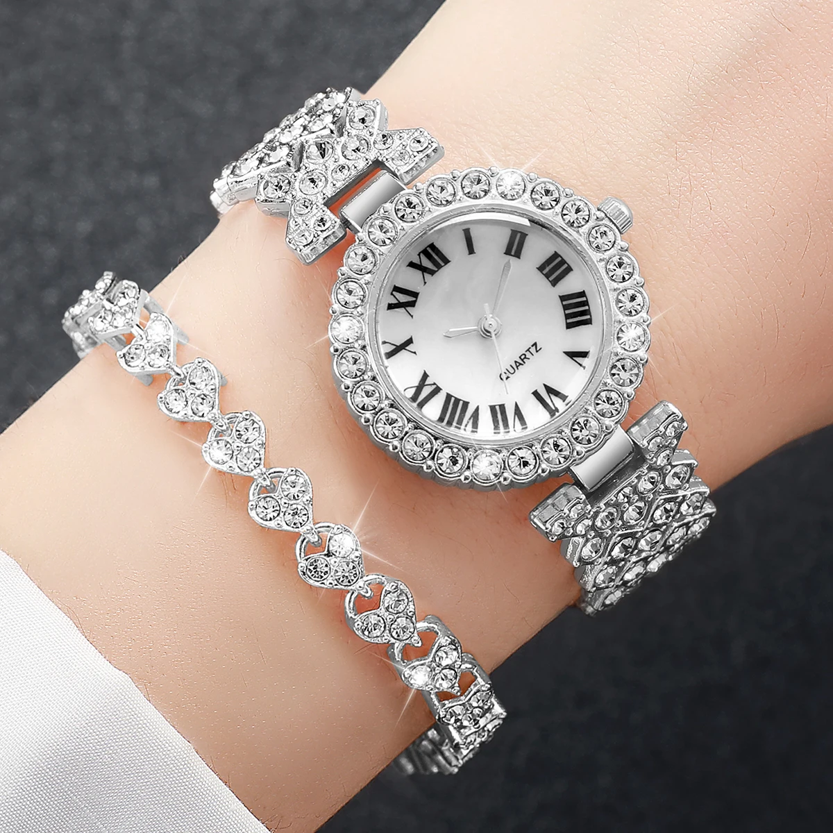 2PCs/Set Women's Luxury Watch Fashion Diamond Inlaid Dial Quartz Temperament Girls' Watch Bracelet Set (Box Not Included))