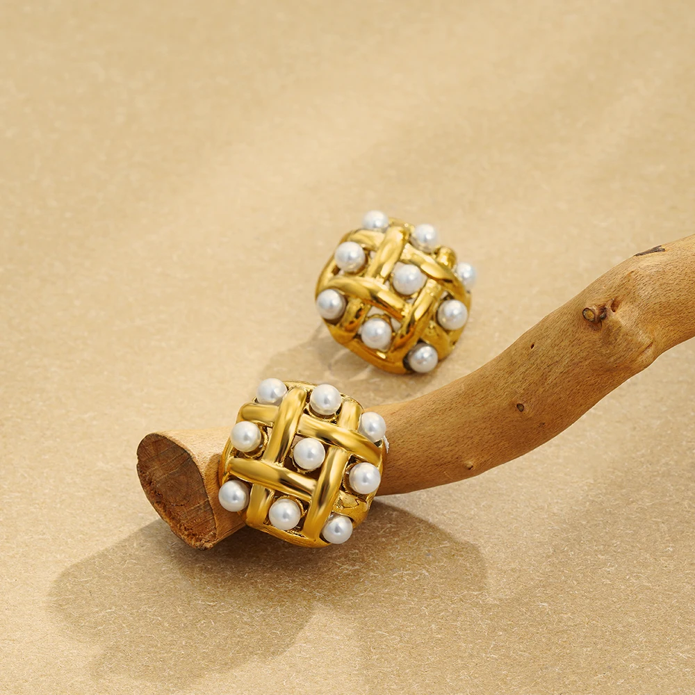 Vintage Gold Plated Stainless Steel Earrings for Women Metal Weave Double Layer Imitation Pearl Stud Earring Elegant Jewelry