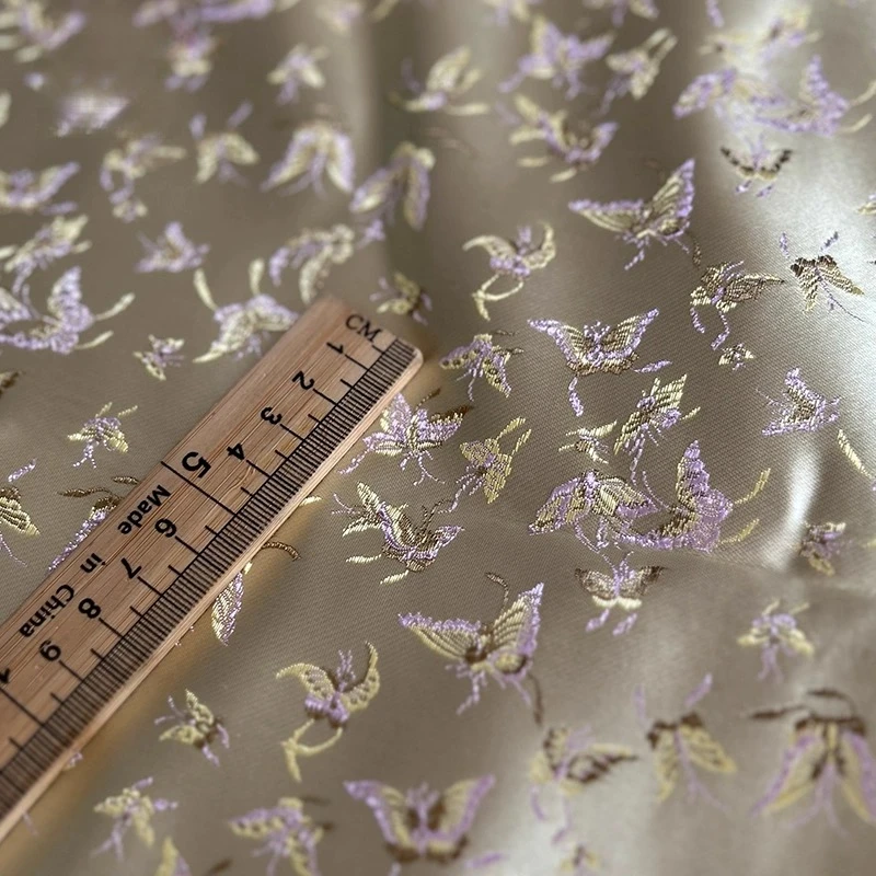 紫色の蝶のカラフルな織物ブロケード生地縫製ベスト袍DIY人形服デザイナー生地