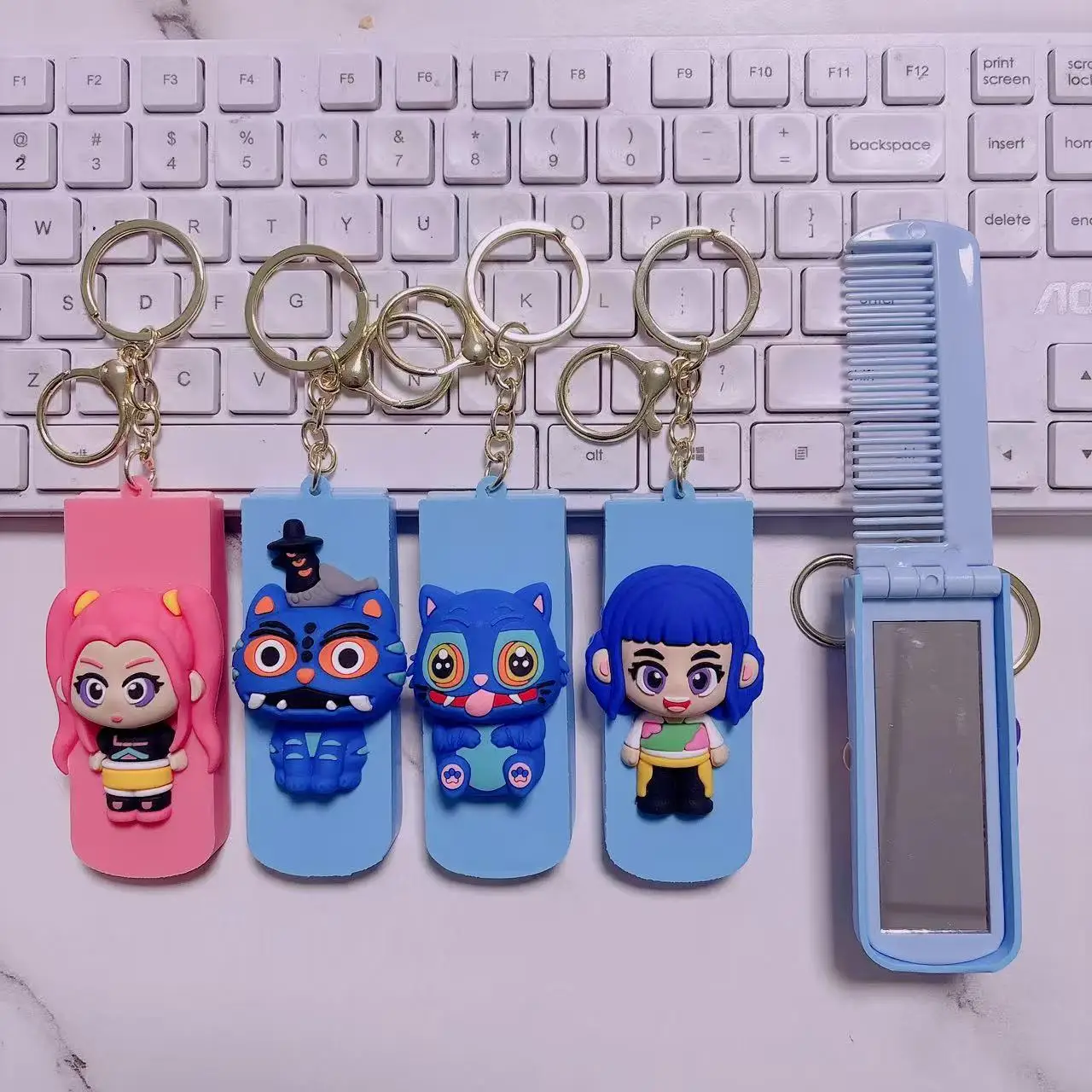 

1/5pcs New KPOP Demon Hunter Keychain with Foldable Makeup Mirror Functional Cute Bag Charm Portable Mirror Accessory Gift