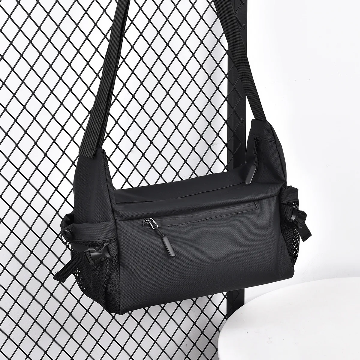Japanese Street Fashion Brand Men's Shoulder Bag 2025 Large Capacity Waterproof Crossbody Bag Couple Fashion Casual Mailman Bag