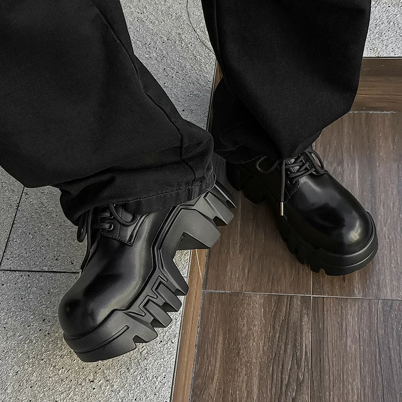 Męskie luksusowe buty platformy w stylu punk gothic, sznurowane, oryginalne skórzane buty markowe, designerskie, heavy metalowe obuwie motocyklowe męskie.