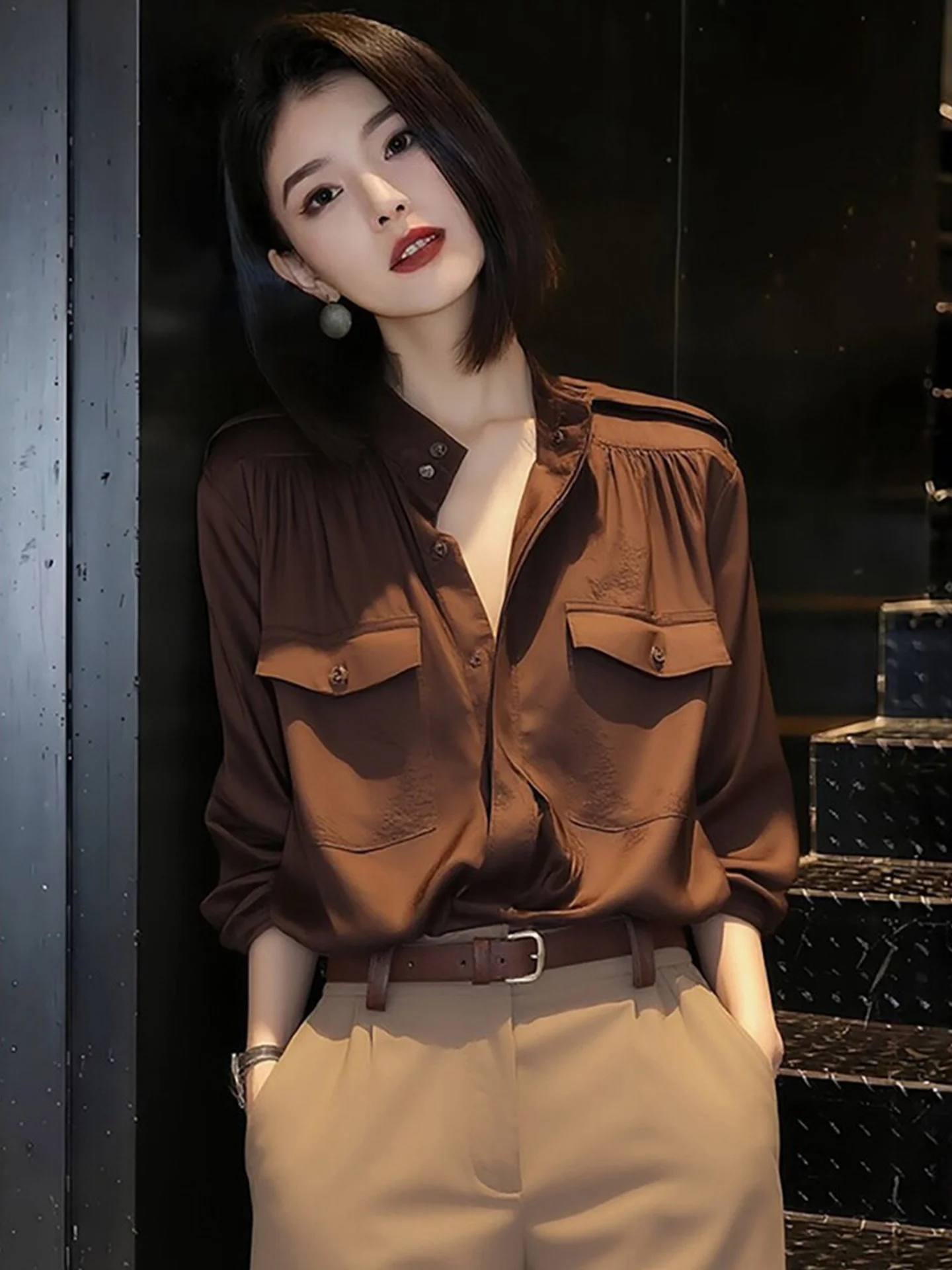 

Ele Loose Women's irt Pure Color Retro Luxury Faionable oulder Design Spring Simple Silk Top Korean Sle Straight Cut