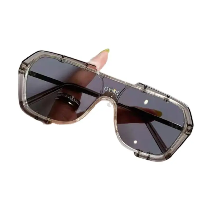 

Fashionable green transparent glasses for women Retro metal sunglasses UV00 wholesale Outdoor recreational sunshade mirror for m