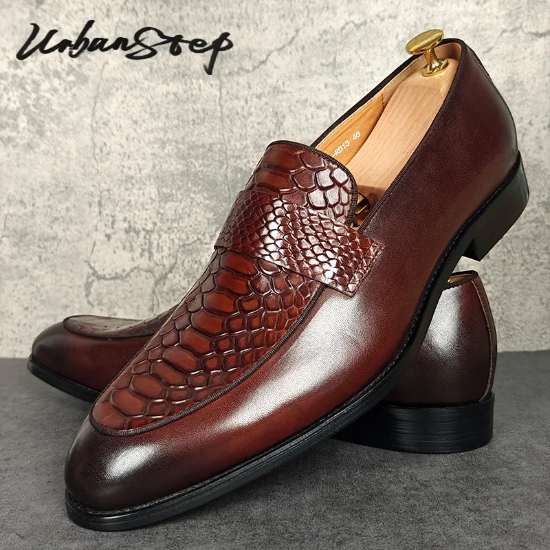 Zapatos de cuero de lujo para hombre, vestido marrón sin cordones con estampado de serpiente, zapatos informales para hombre, mocasines para banquete de oficina y boda, zapatos para hombre