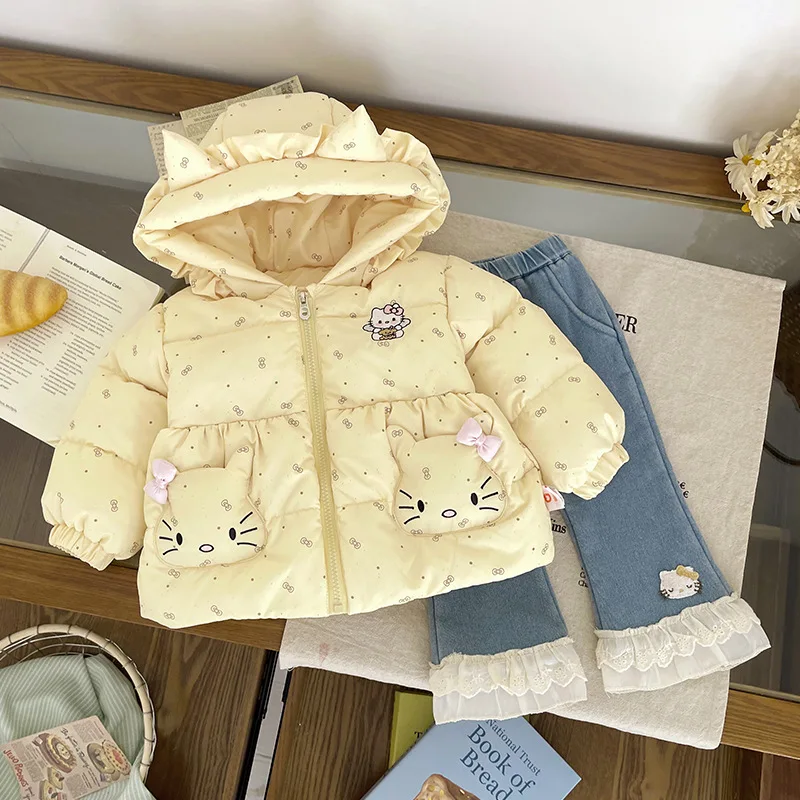

Детский пуховик Hello Kitty Kawaii, новинка зимы 2024, толстая теплая хлопковая куртка с мультяшными животными для девочек, милое пальто с капюшоном
