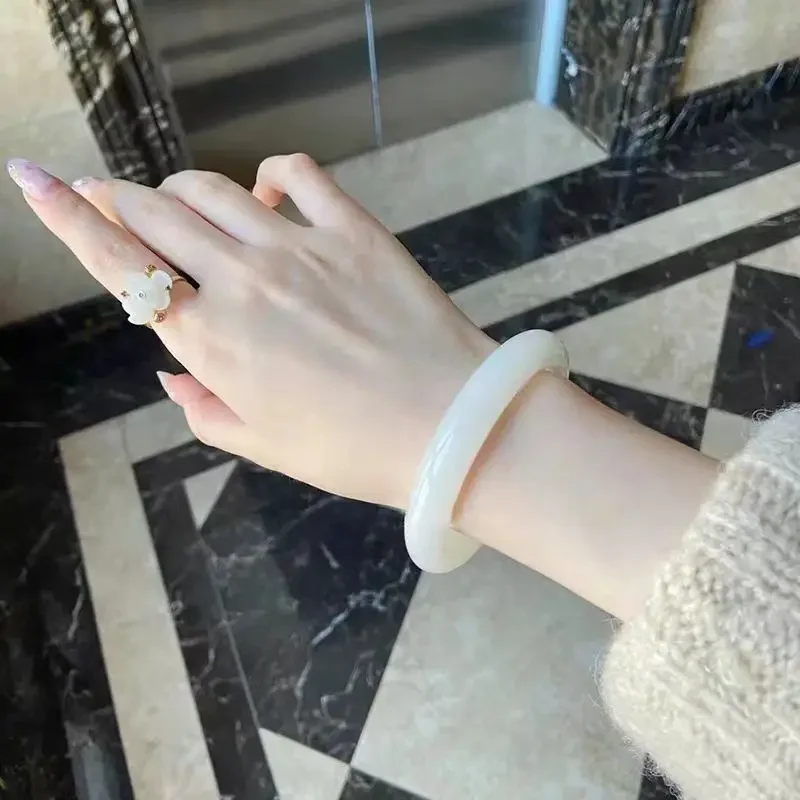 

Браслет из натурального белого нефрита, оригинальные сертифицированные модные украшения, роскошный браслет для девочек, талисман, праздничный подарок