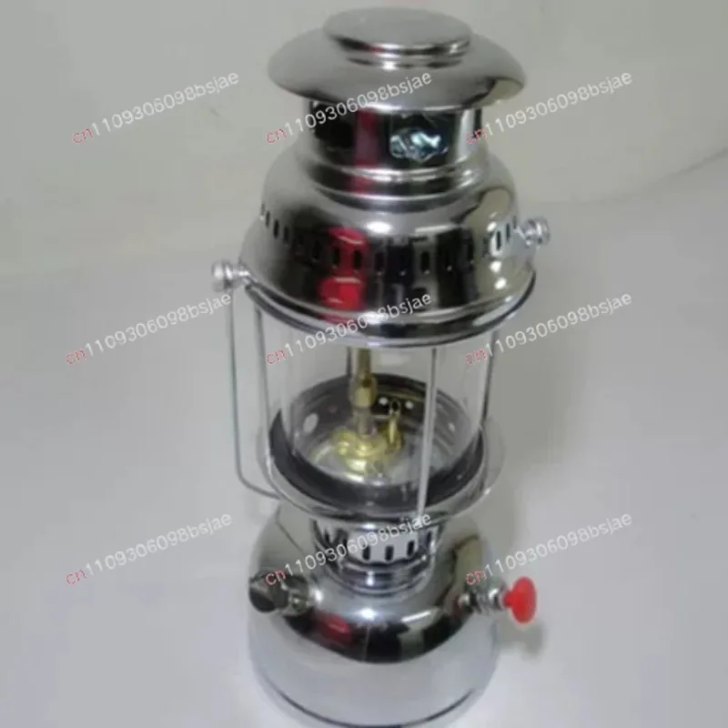 Gas lamp Outdoor gas lamp The bright lamp in the has complete accessories.