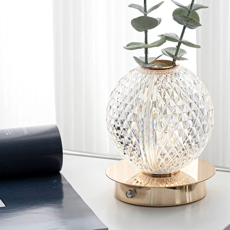 ナイトライトプラネットクリスタルライト高級シンプルモダン研究デスクトップ装飾タッチ寝室の雰囲気デスクランプ