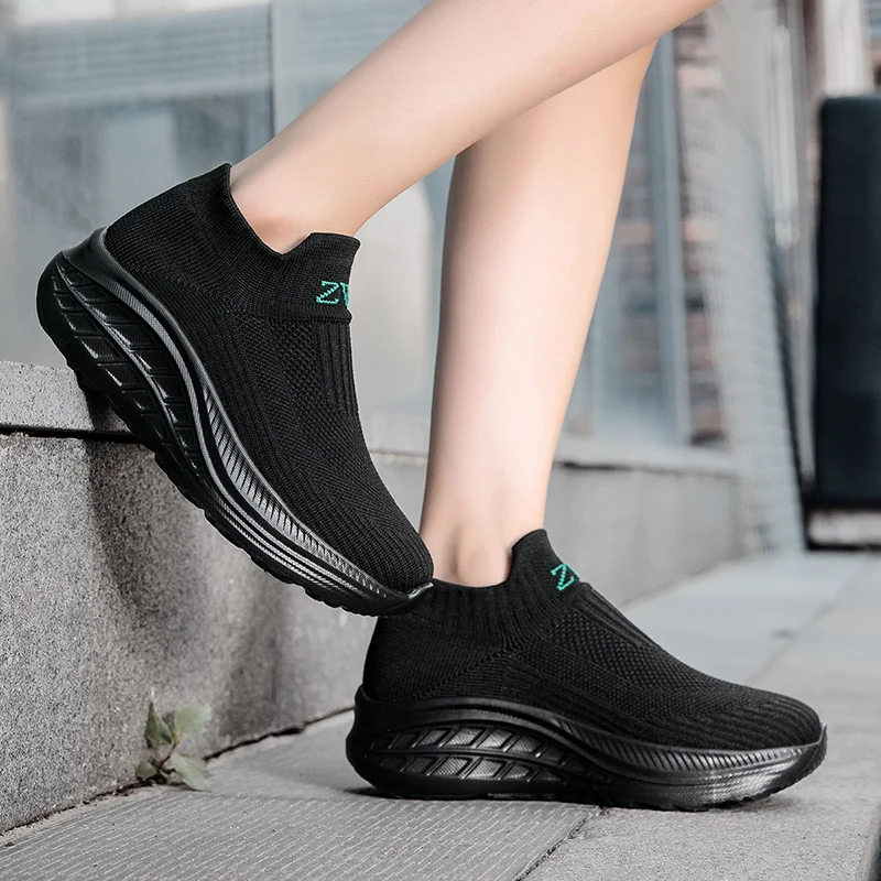 

2024 Women Platform Shoes Black Walking Shoes Thick Sole Sock Sneakers Slip On Casual Sport Shoes Arch Support Zapatillas 1002