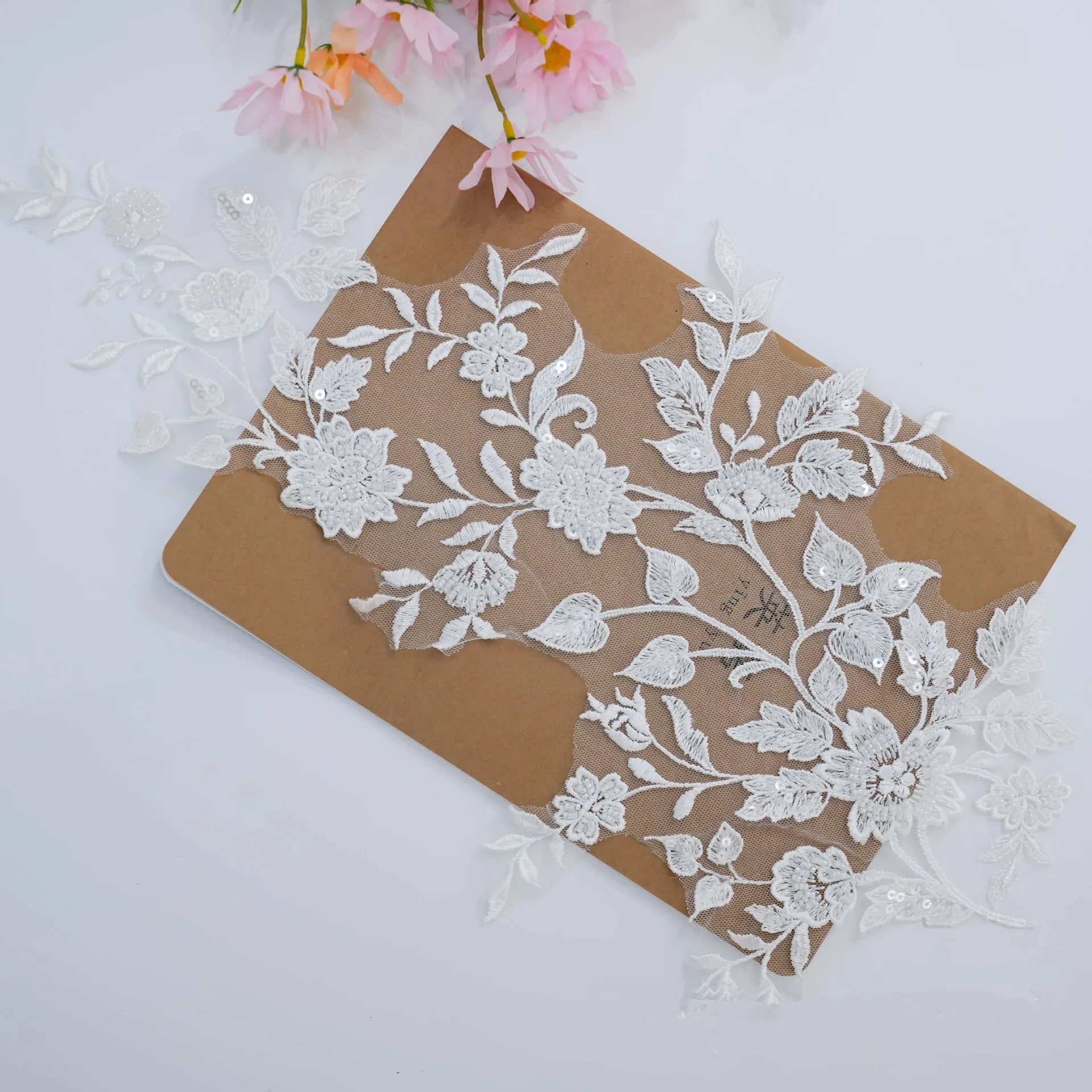 

Bride's Wedding New Style Embroidery With Flower Nails Beads Small Lace Home Textiles Children's Clothing Lace Accessories