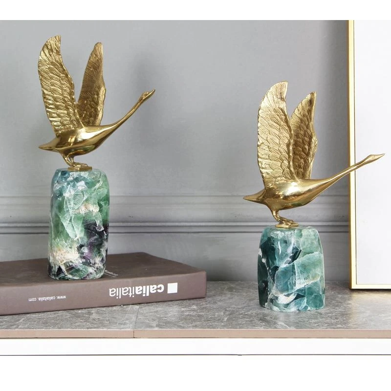 Crystal Fluorite Artwork Golden Brass Swan Sculpture Desk Decoration Ornaments Alloy Crafts Abstract Animal Statue