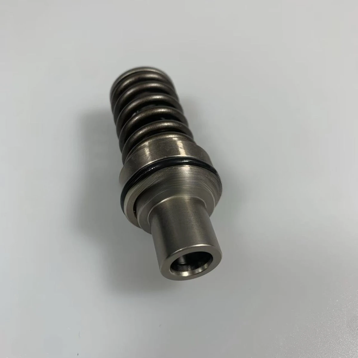 Automotive Parts High-pressure Fuel Pump EA888 Second Generation 2.0T Spring Oil Seal Plunger Assembly