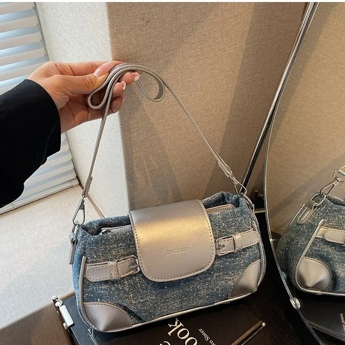 

2025 Summer New 2345 Zipper Original Design Fashion Versatile Commuter Shoulder Messenger Bag Fashion Casual