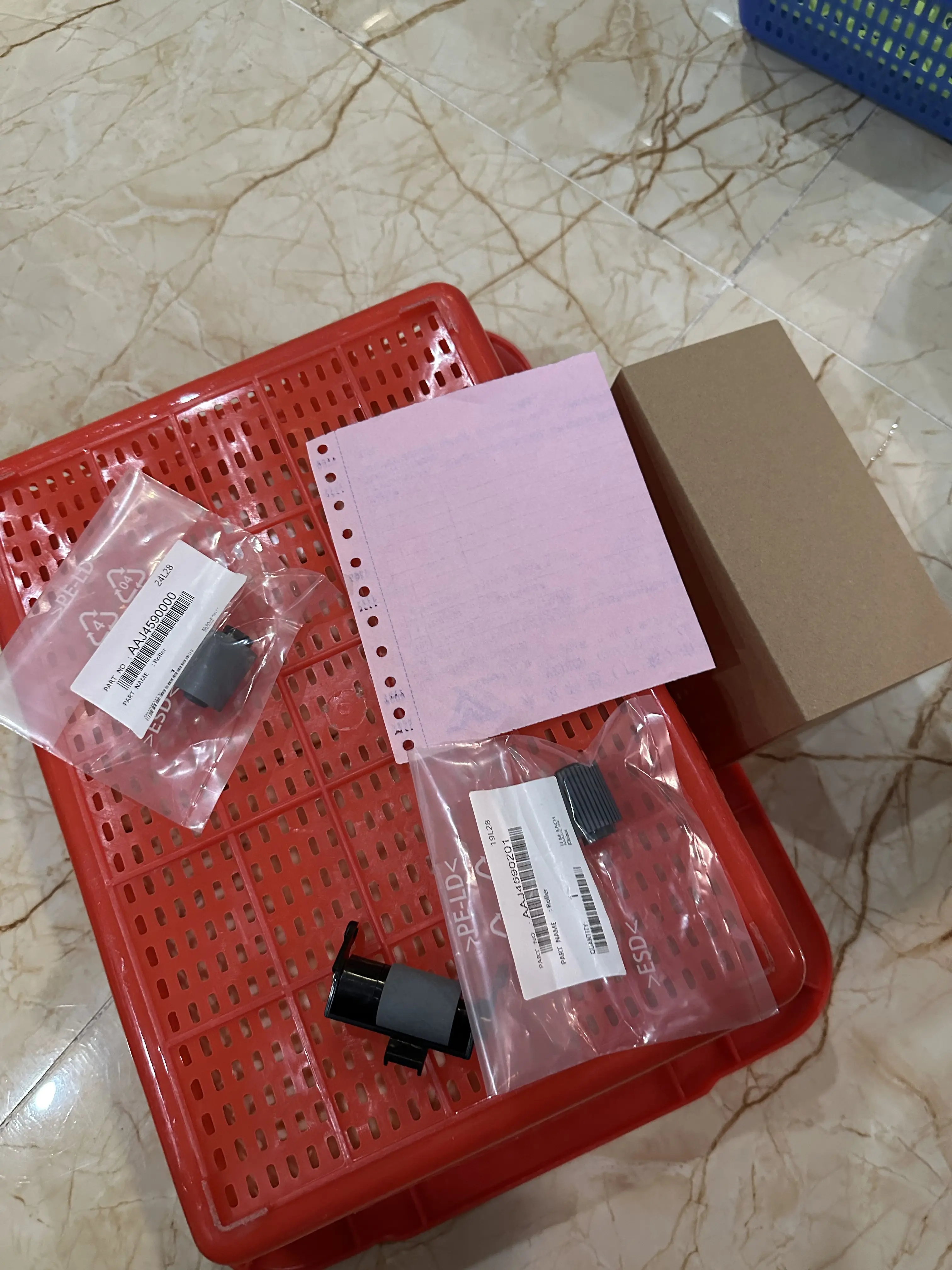 

1 комплект AAJ4590000 AAJ4590201 AAJ4-R703-02 Комплекты роликовых роликов захвата ADF для Konica Minolta BH 266i 306i 226i 246i DF633 205i