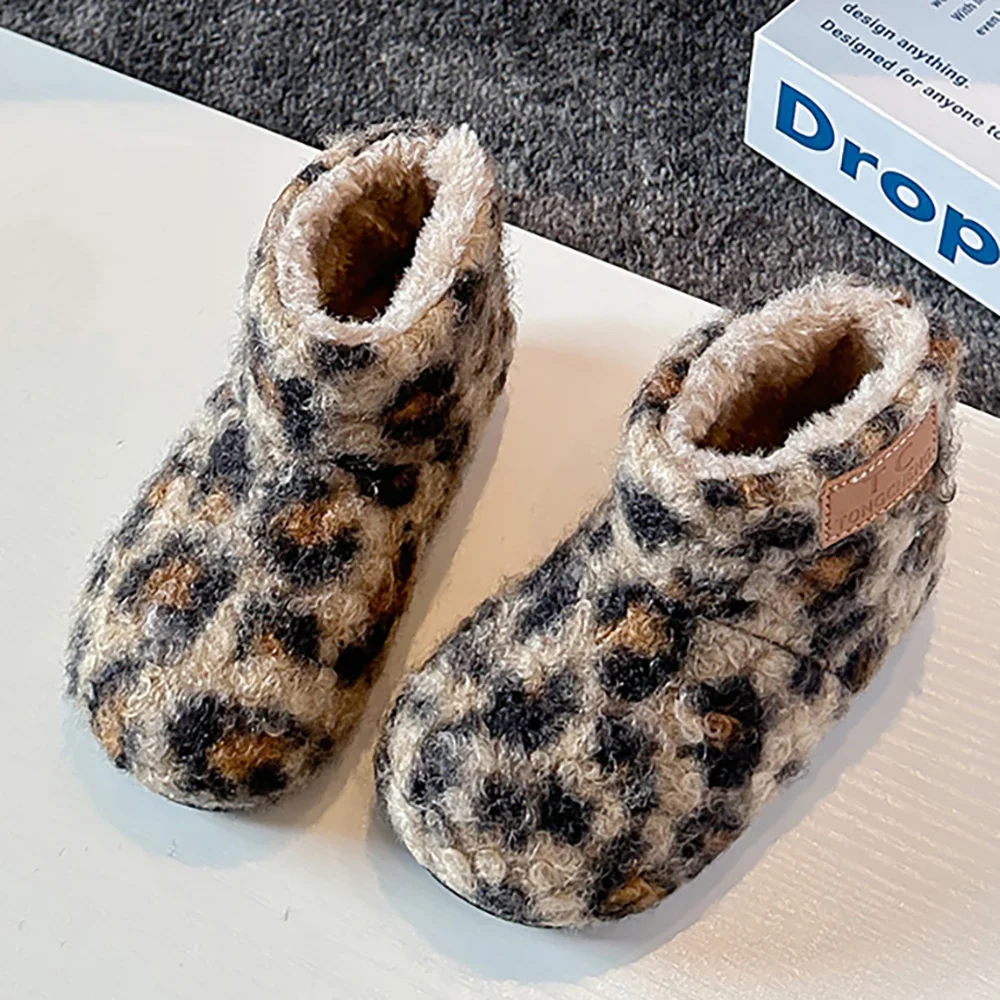 

Леопардовые плюшевые сапоги для детей, толстые теплые зимние сапоги для мальчиков и девочек, нескользящая зимняя мягкая хлопковая обувь для детей