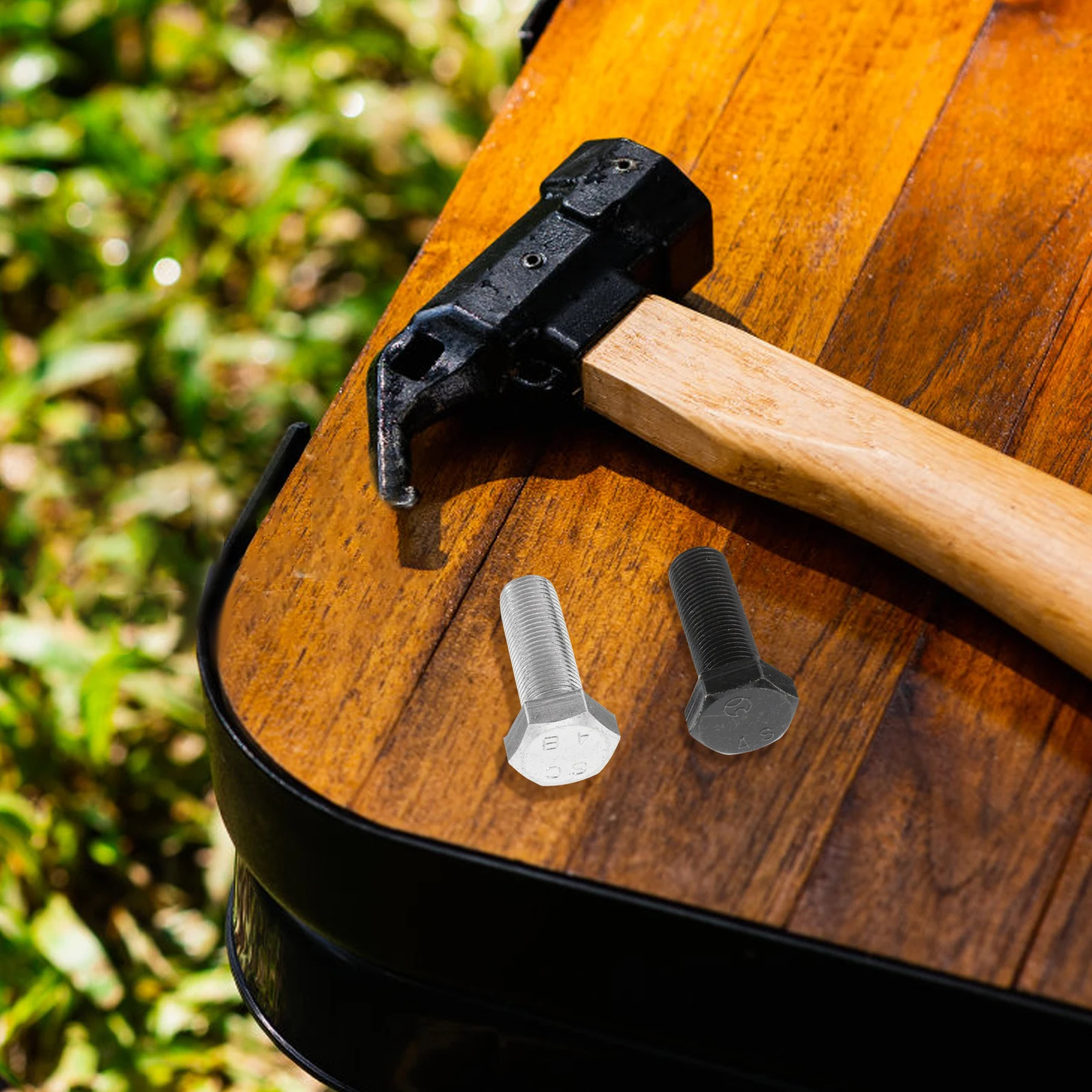 

2Pcs BlackSilver Outdoor Fake HexScrew StorageBox CampingTravel SecretHiddenCase MetalHiderBox RealisticScrewContainer