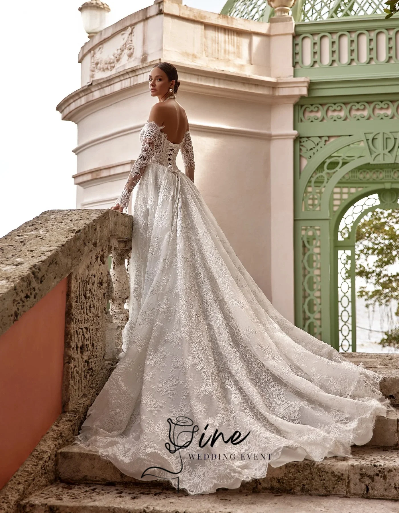 Oine Bohemian Off Shoulder A Line Lace Appliques Wedding Dress Long Sleeves Exquisite Vestidos De Novia Sweep Train Customized