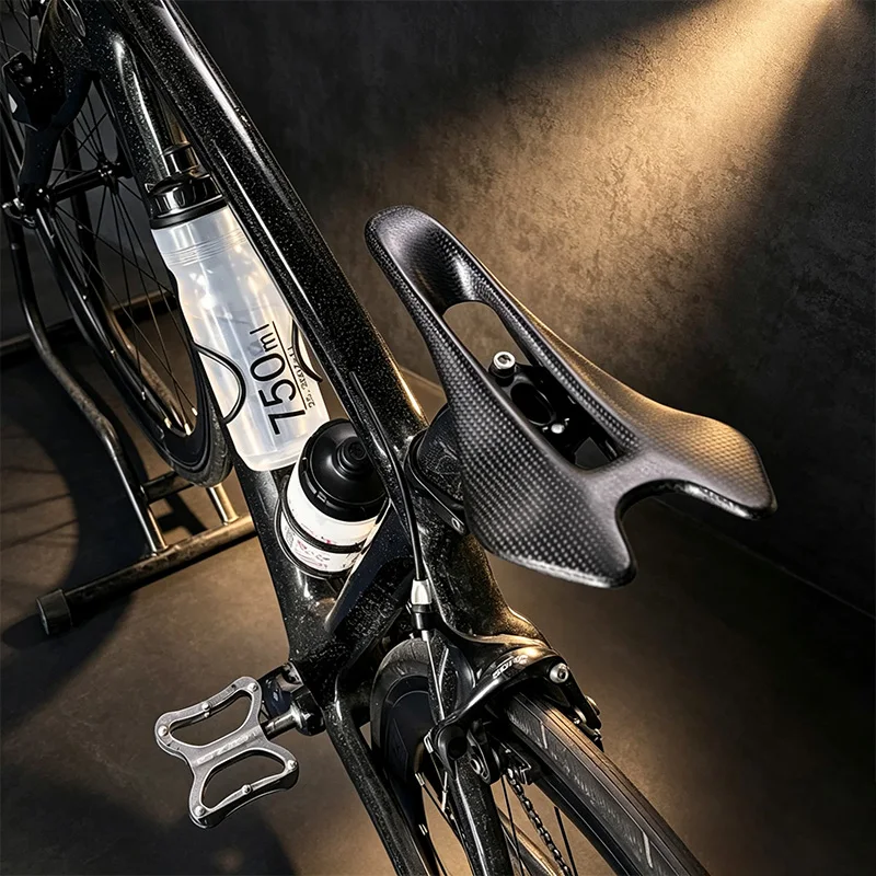 

Road Bike Saddle Full Carbon Bicycle Seat Cushion 240*120mm Folding Bike Saddles Ultralight MTB Seats Cycling Parts