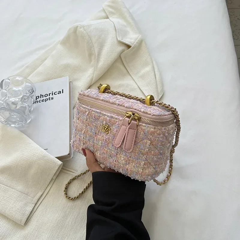 Fashion Niche Single Shoulder Crossbody Bag Female 2023 New Small Incense Wool Chain Small Square Bag