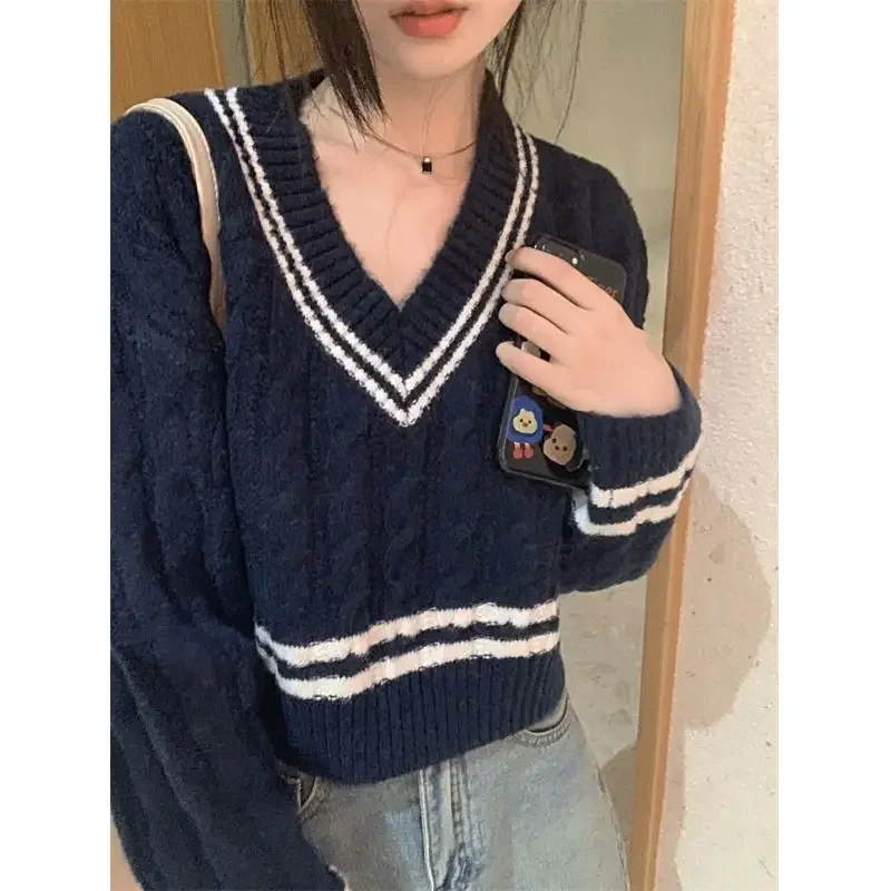 Suéter de estilo Preppy con cuello en V para Mujer, Top de manga larga, suéteres holgados de longitud corta, jerséis de Harajuku a rayas Y2k de punto coreano para Mujer