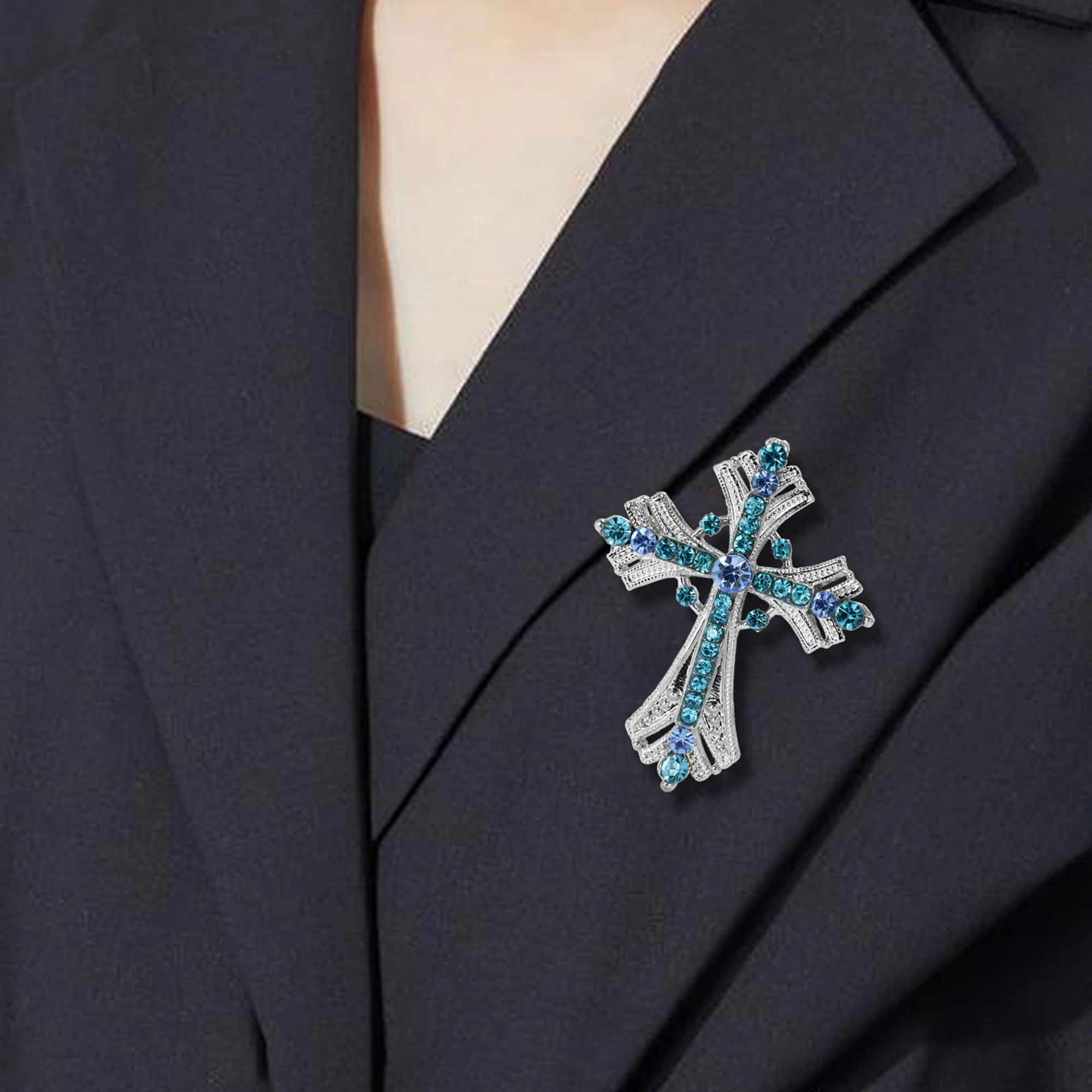 Light Luxury Cross Brooch for Women Unisex Flower Cross Pin Jesus Lapel Pin Event Funny Luxury Gifts New Year Friends Decoration