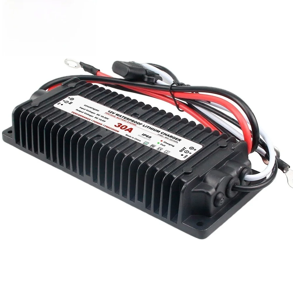 Waterproof Power Supply DC-DC Converter Wide Input Range 96 High Efficiency IP65 Protection Rating For 12V Lithium Batteries