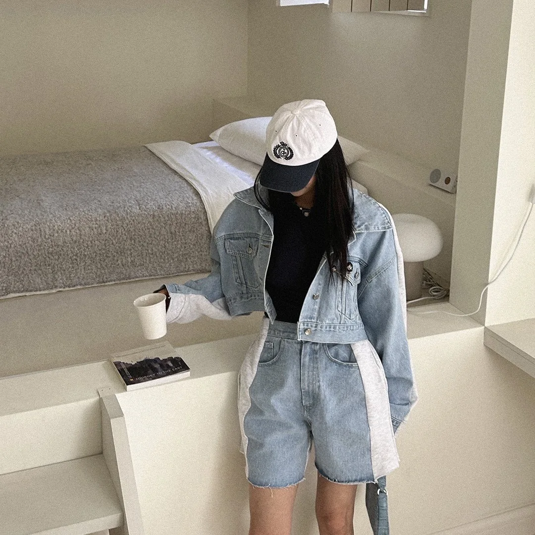 

Retro Distressed Loose Fit Women's Denim Jacket Color Block Casual Pants Cotton Spring Fashion Set Straight Leg Hem Detail