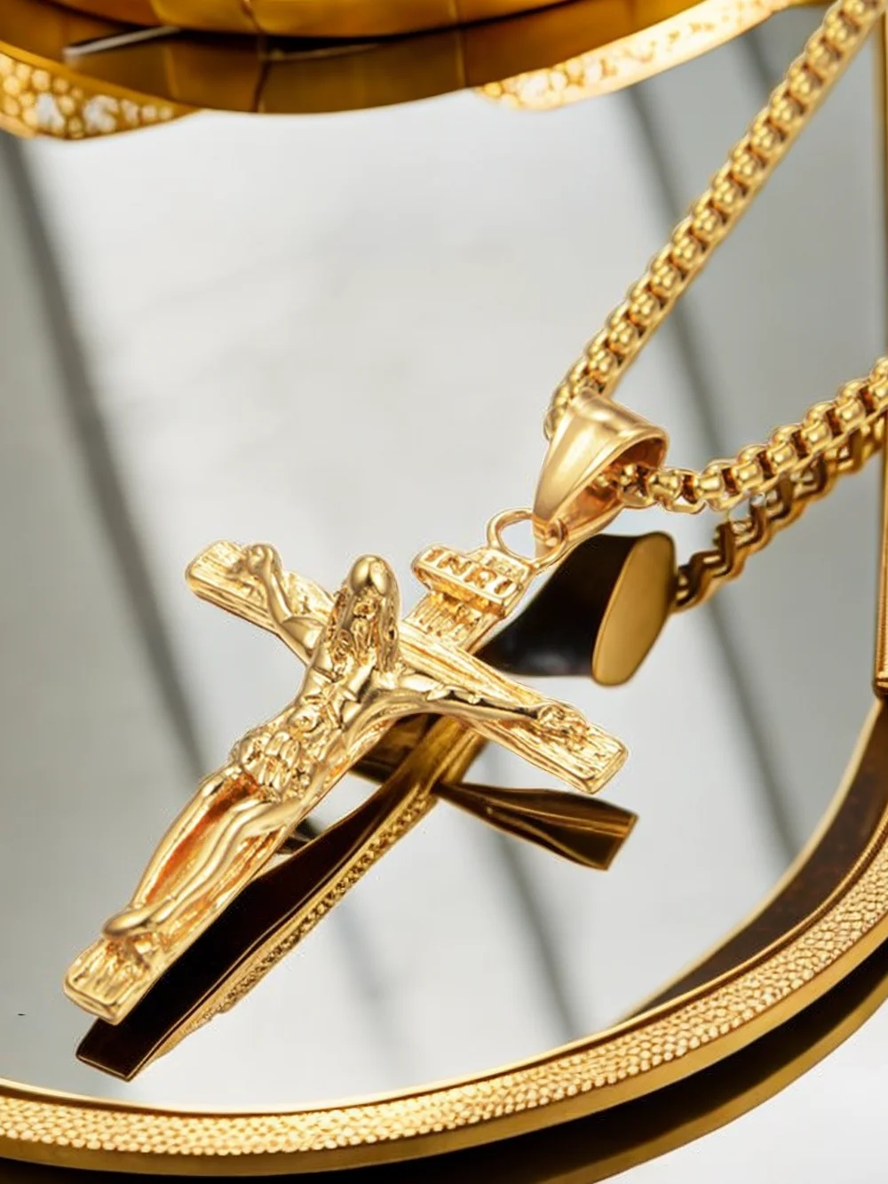 Religious Jesus Christ Cross Pendant Necklace for Women/Men Gold Color Stainless Steel Crucifix Necklaces Male Christian Jewelry