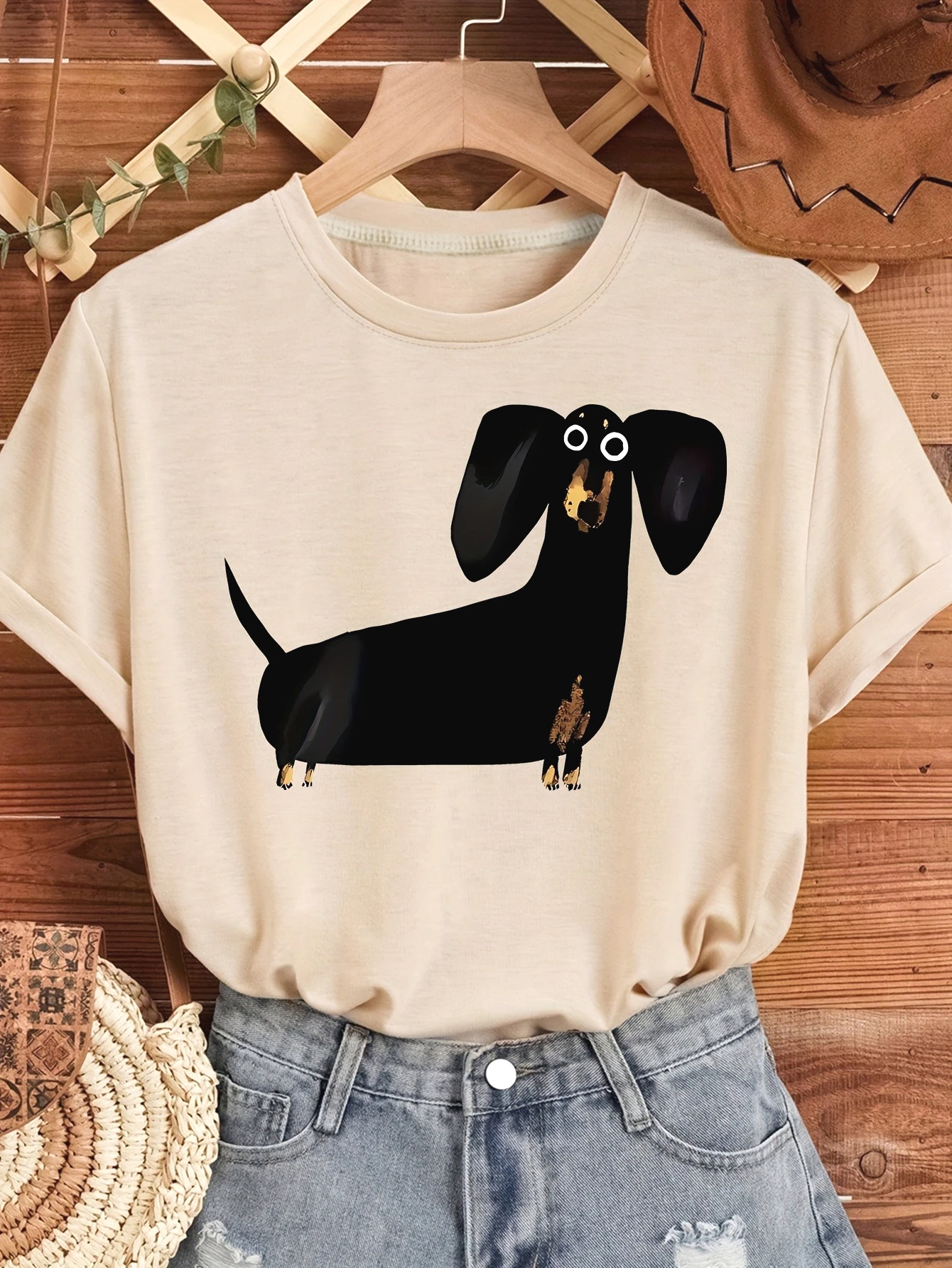 لطيف الأسود السجق الكلب مضحك مطبوعة المرأة تي شيرت قصير الأكمام طاقم الرقبة الأعلى لفصل الصيف المرأة Harajuku ملابس كاجوال