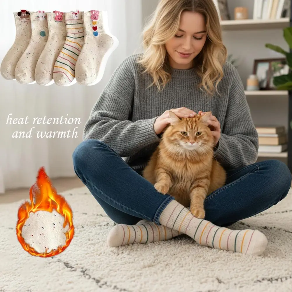 غزل أفخم ثلاثية الأبعاد أرنب صغير مطرز جوارب مطبوعة المرأة شريط لطيف الكرتون الأوسط جوارب أنبوبية مريحة ومتعددة الاستخدامات