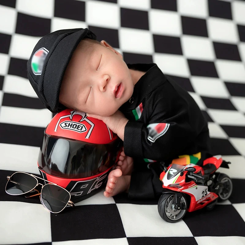 0-2 Months Baby Photography Outfit Cool Motorcycle Clothing Sunglasses Helmet Props Newborn Jumpsuit Studio Photo Accessories