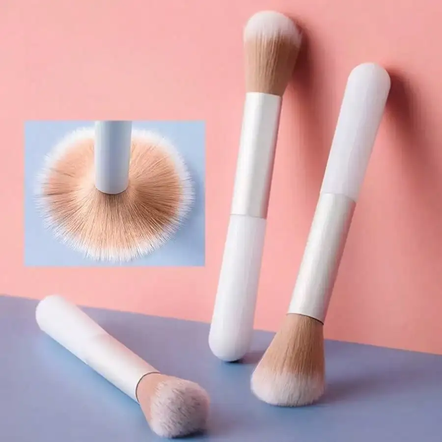 1pcs/Soft Synthetic Blush Brush, Single Face Powder Makeup Brush with White Handle