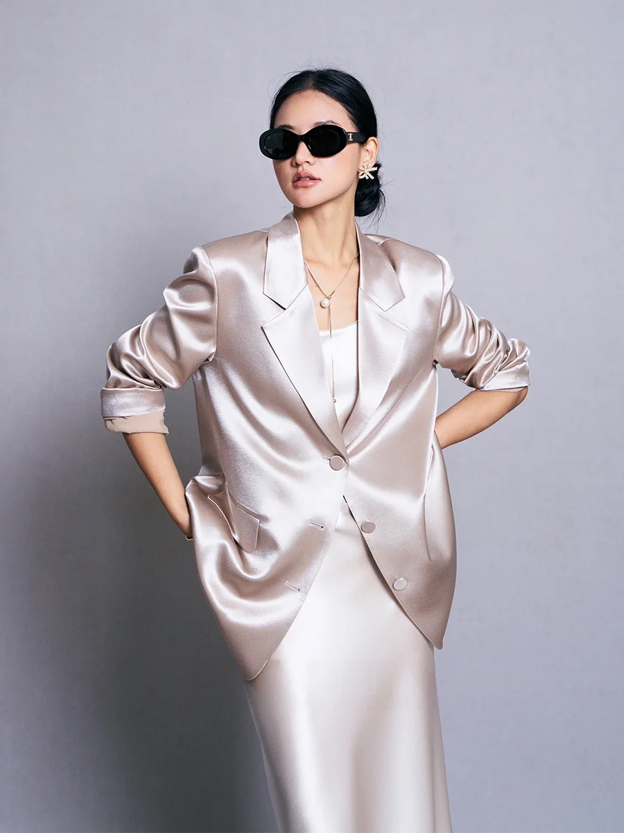 

KARFELY ацетатный атласный тюжет, свободный крой, длинный све, однотонная женская верхняя одежда средней длины, весна 2024, коллекция