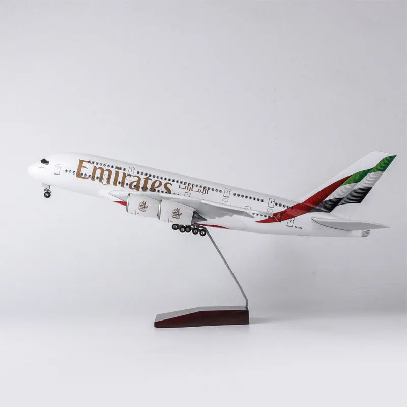 New 49cm 1/160 Scale New Painted Model A380 Emirates Airways Diecast Resin Airplane Airline Collection Display Decoration Gifts