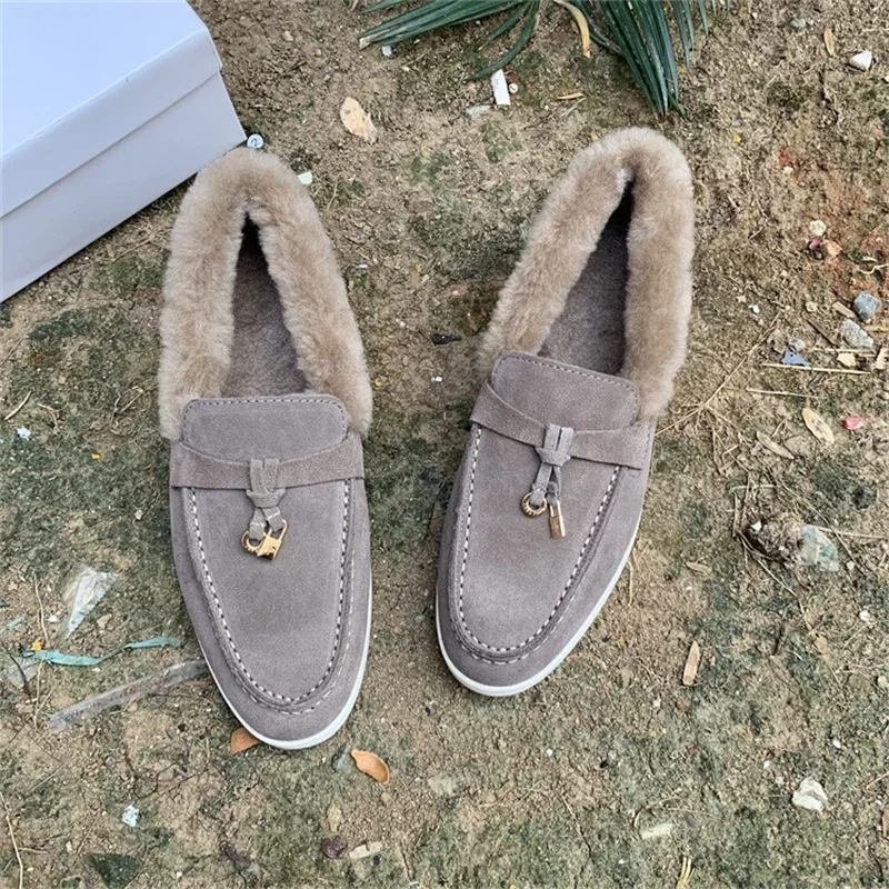 Slip On Women Flats Winter New Plush Loafers Fashion Metal Decoration Ladies Shoes Luxury Design Leisure Cozy Zapatos Mujer 2024